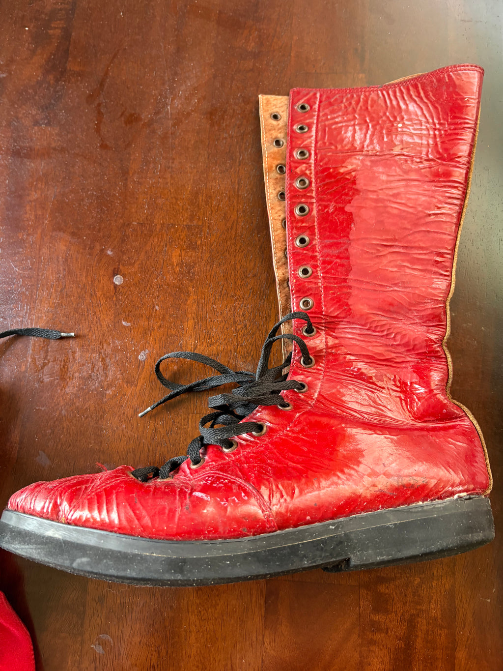 Ring Worn WWE OVW Disciple Damian Boots & Butcher