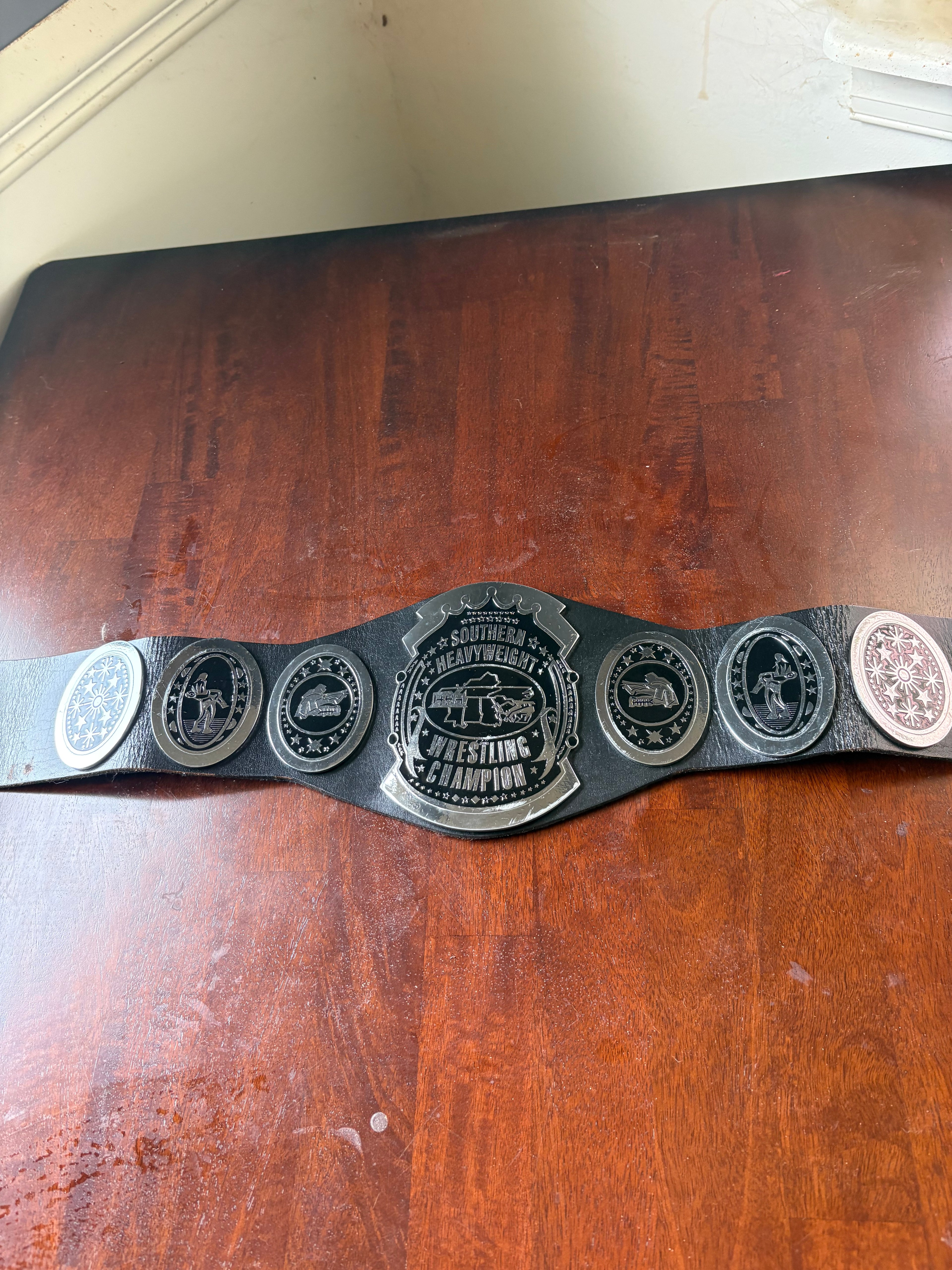 Ring used Southern Title Belt
